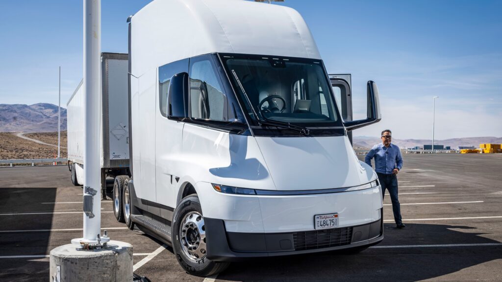 I Just Drove the New Tesla Semi, and It Was Several Tons of Fun I Just Drove the New Tesla Semi, and It Was Several Tons of Fun