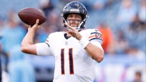 Bears expected to start Case Keenum vs. Eagles despite Tyson Bagent clearing concussion protocol