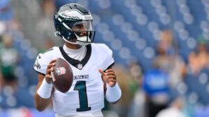 ‘Monday Night Football’ prediction, odds, spread, time: Eagles vs. Bears picks from expert on a 31-18 roll