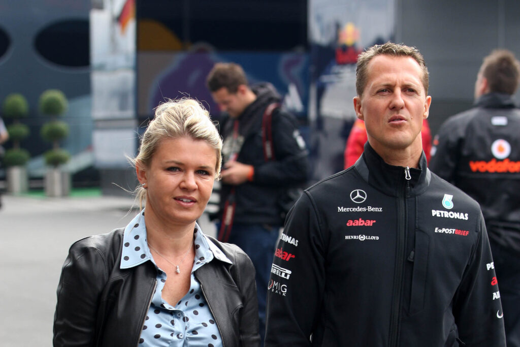 ‘Je pleure toute seule’ : la confidence très émouvante de Corinna Schumacher