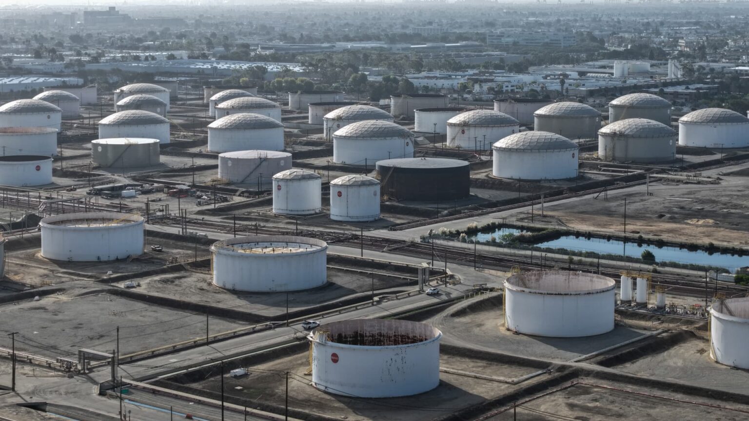 Oil prices lower as G7 nations to release diesel stocks, Saudis reportedly plan attack on Houthis