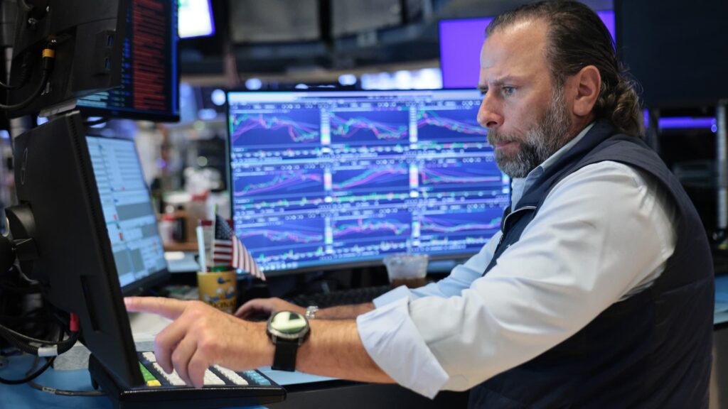 10-year Treasury yield ticks higher despite weaker-than-expected jobs report
