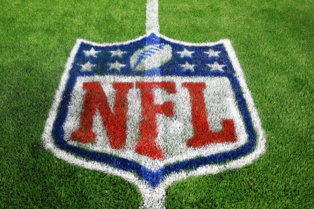 “1 in 6 NFL Players Files for Bankruptcy”: JPMorgan Chase CEO Highlights Alarming Stat on Financial Pitfalls in Football “1 in 6 NFL Players Files for Bankruptcy”: JPMorgan Chase CEO Highlights Alarming Stat on Financial Pitfalls in Football