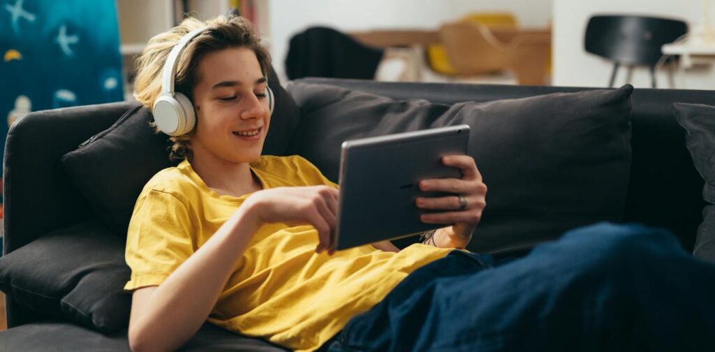 Social media provides valued community spaces for autistic young people