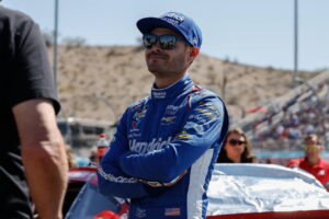 “Need 70 Points a Race”: Insider’s Insane Mathematical Reality Leaves Kyle Larson’s Rivals With Zero Margin “Need 70 Points a Race”: Insider’s Insane Mathematical Reality Leaves Kyle Larson’s Rivals With Zero Margin