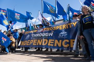 Alberta has the world’s fourth-largest oil reserves and sends 90% of its crude exports to the U.S. — It will vote on a first step to leaving Canada Alberta has the world’s fourth-largest oil reserves and sends 90% of its crude exports to the U.S. — It will vote on a first step to leaving Canada