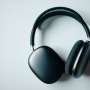 Wearing headphones during surgery may reduce nausea and vomiting afterward