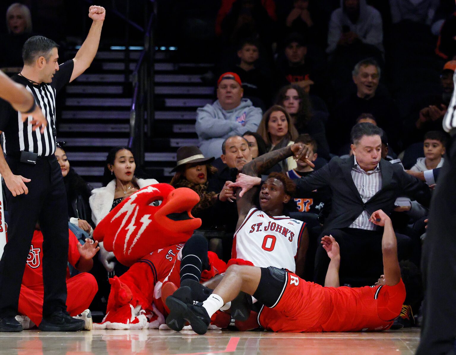 A slow St. John’s start shouldn’t be a surprise with growing pains clear: ‘Trust is going to come’ A slow St. John’s start shouldn’t be a surprise with growing pains clear: ‘Trust is going to come’