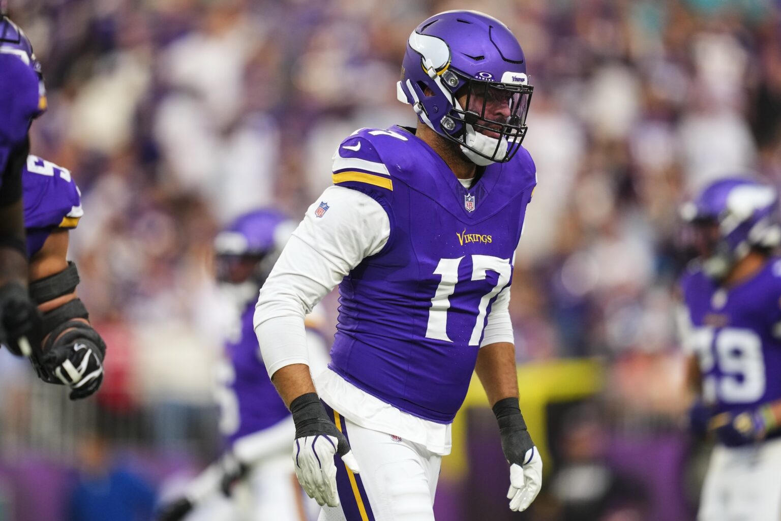 I’m an NFL Veteran Who Has Been ‘The New Guy’ 7 Times. Here Are My 9 Lessons for Starting a New Job. I’m an NFL Veteran Who Has Been ‘The New Guy’ 7 Times. Here Are My 9 Lessons for Starting a New Job.