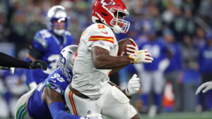 Chiefs RB Kenneth Walker Breaks Silence on Controversial Handshake Snub After Seahawks Loss Chiefs RB Kenneth Walker Breaks Silence on Controversial Handshake Snub After Seahawks Loss