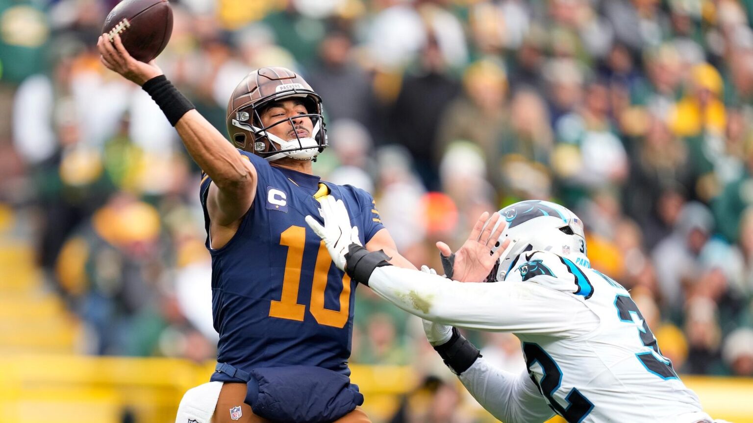 NFL Week 8 picks: Our experts face off on Panthers at Packers, Ravens at Bills and more
