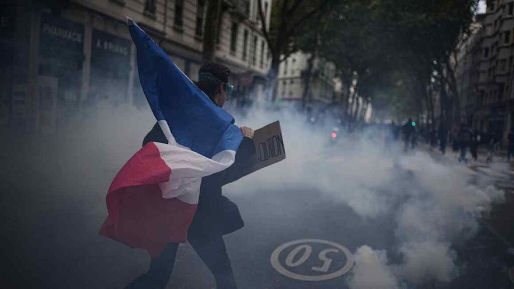 French economy contracts 0.1% in third quarter