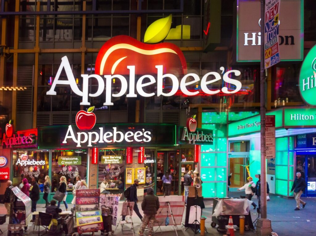 Applebee’s exposed customers’ personal data after leaving database password in app Applebee’s exposed customers’ personal data after leaving database password in app
